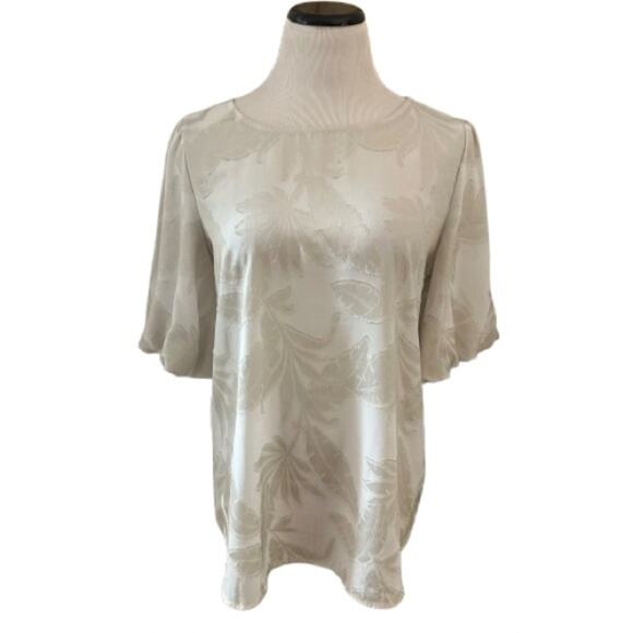 GUC Ann Taylor Cream Floral Burnout Puff Sleeve Blouse. Size M. - Picture 3 of 11